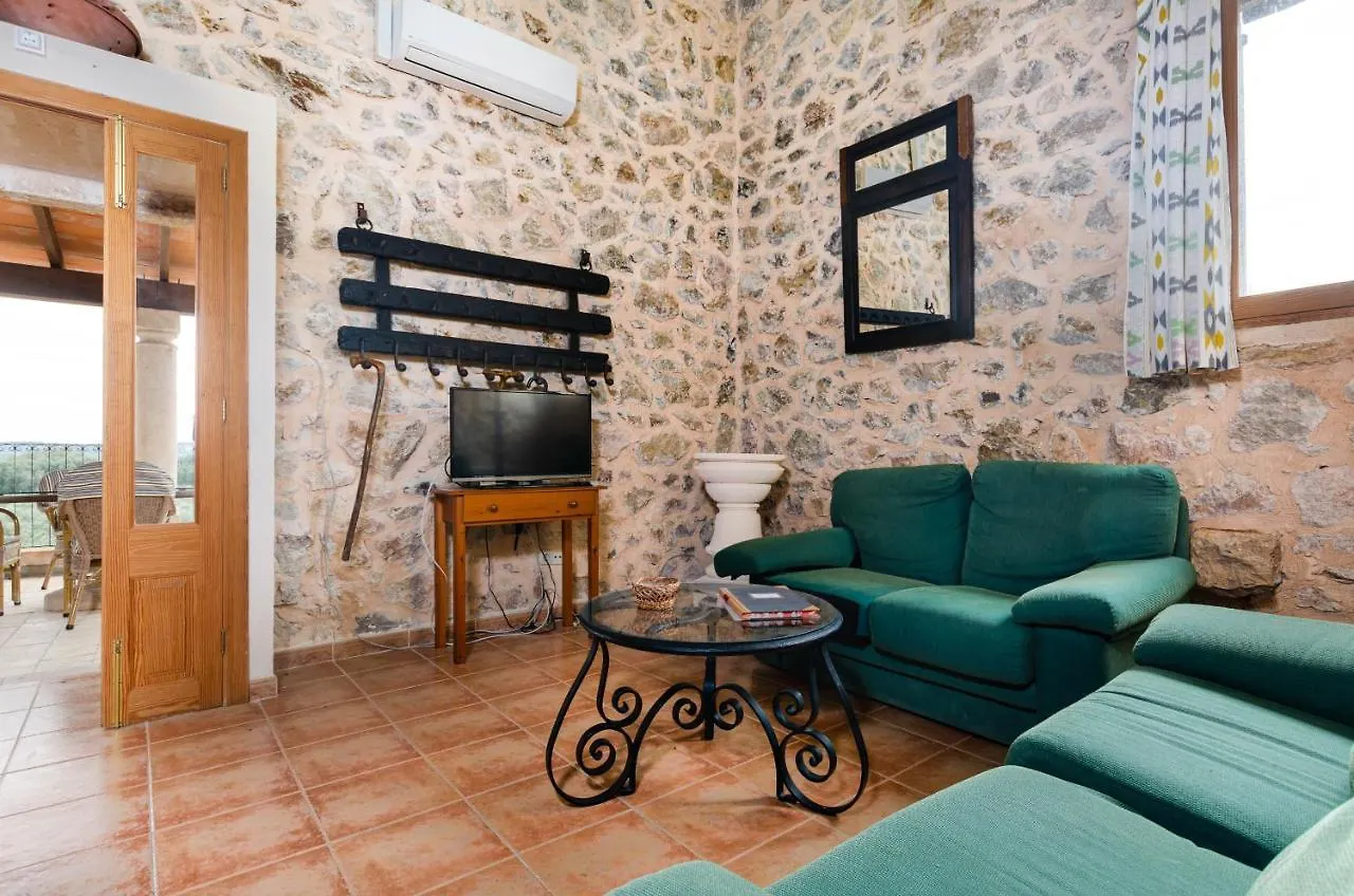 Yourhouse Deulosal, Apartment In Rural House With Pool Maria De La Salut