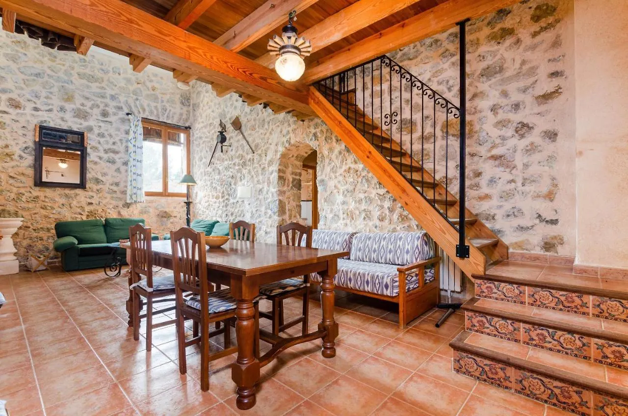 Yourhouse Deulosal, Apartment In Rural House With Pool Maria De La Salut