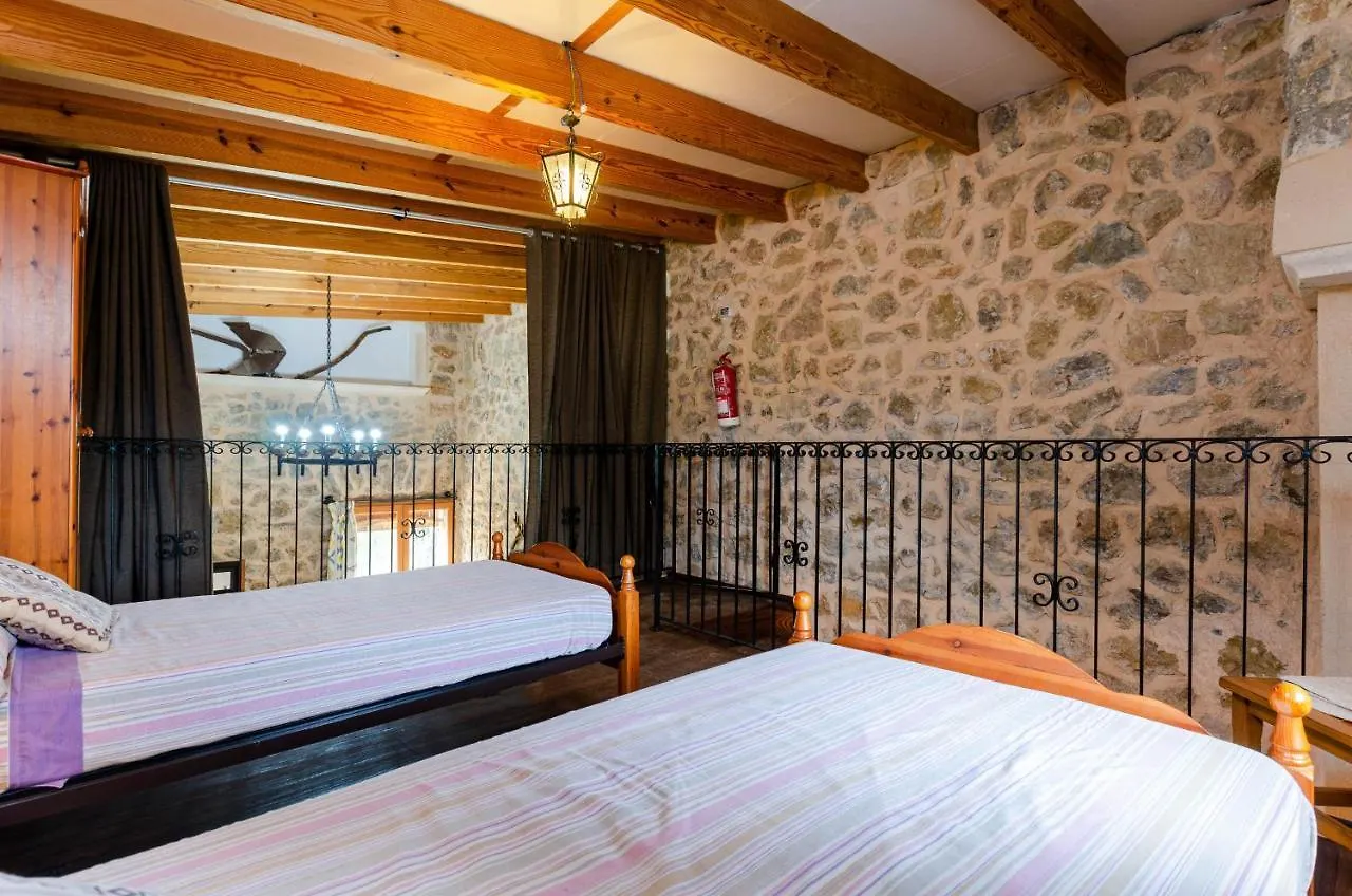 Yourhouse Deulosal, Apartment In Rural House With Pool Maria De La Salut Spain